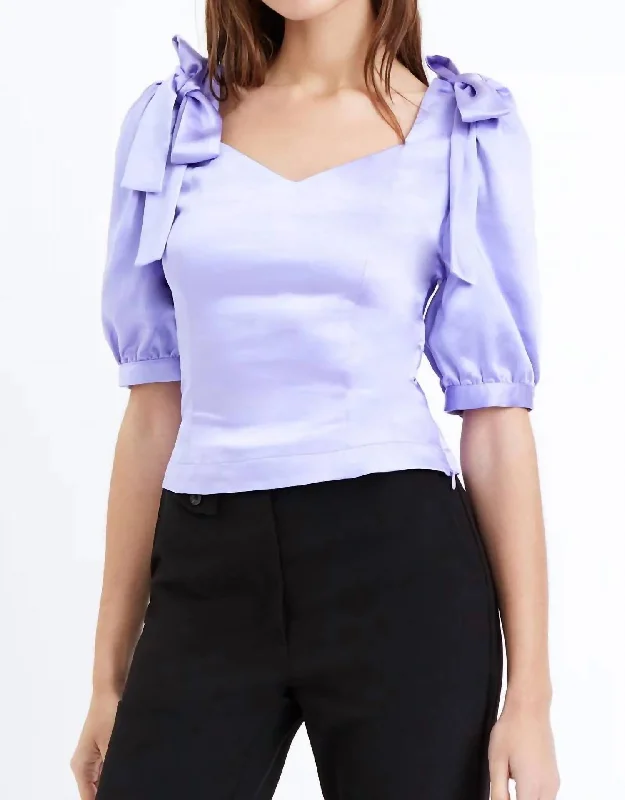 Kelly Blouse In Lilac Seasonal Trend