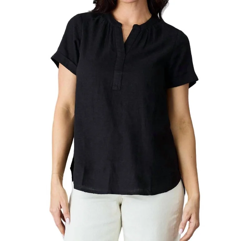 Laurel Top In Black Beauty Chic And Edgy