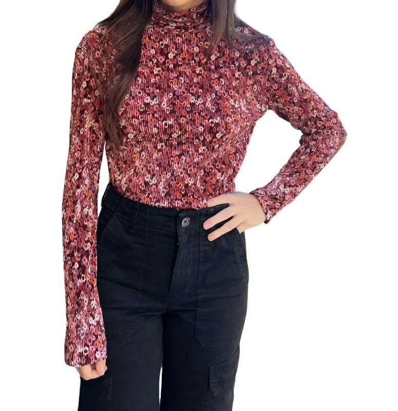 Lee Top In Ruby Print Alluring Design