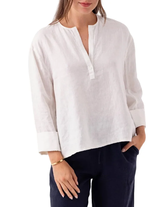 Levo Shirt In White New Season Fashion Preview