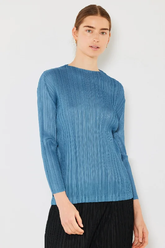 Pleated Long Sleeve Boatneck Top Vintage Elegance