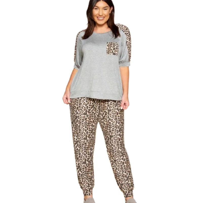 Plus Size Cute Animal Print Pocket French Terry Casual Top Trend Alert