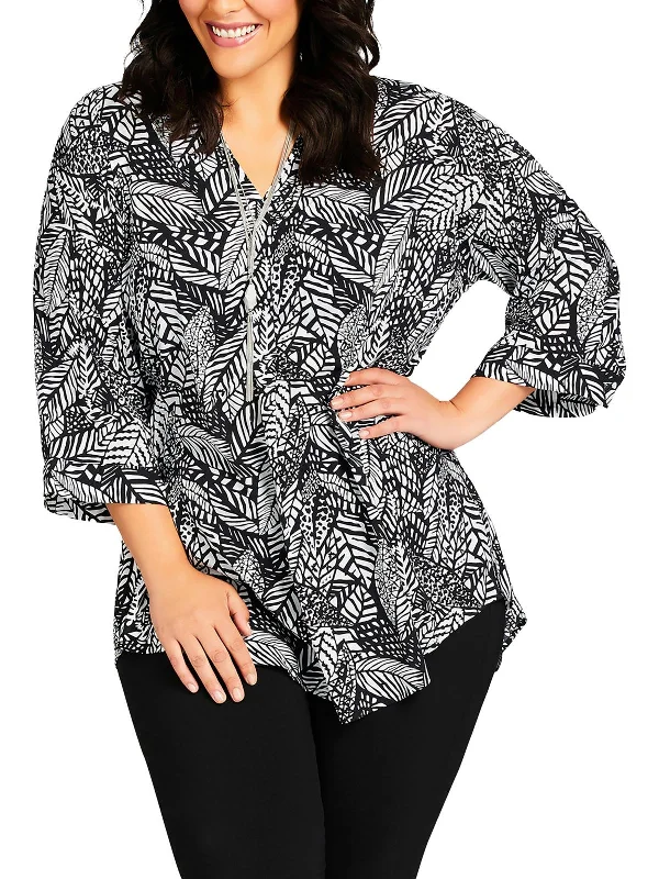 Plus Womens Printed Split Neck Henley Urban Sophistication