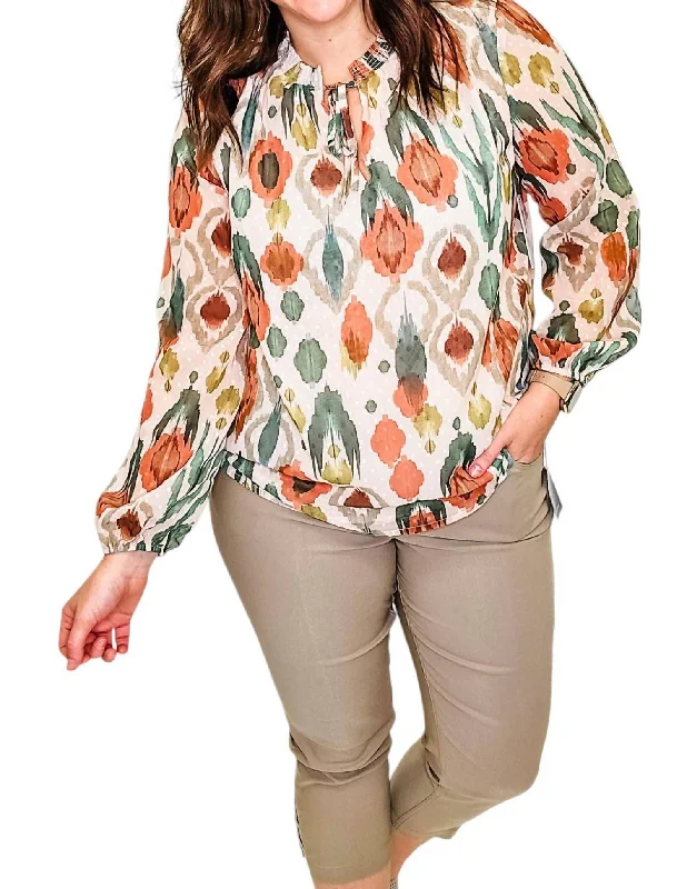 Puff Sleeve Blouse In Vine Casual Elegance