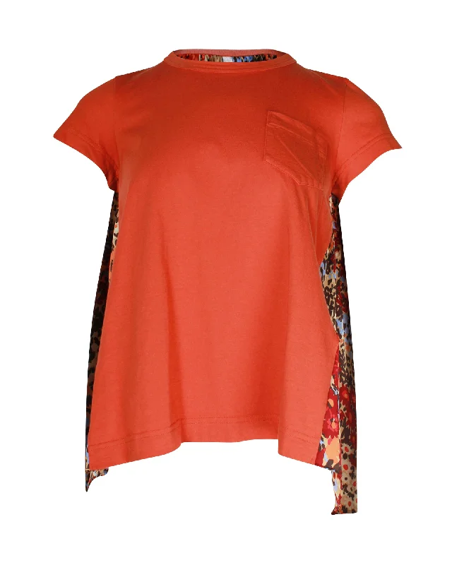 Sacai Printed Flared Back T-shirt in Orange Cotton New Season Fashion Preview