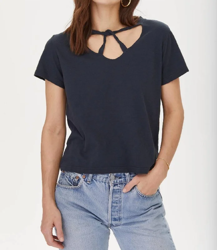 Sadie Tee In Vintage Black Classic Appeal