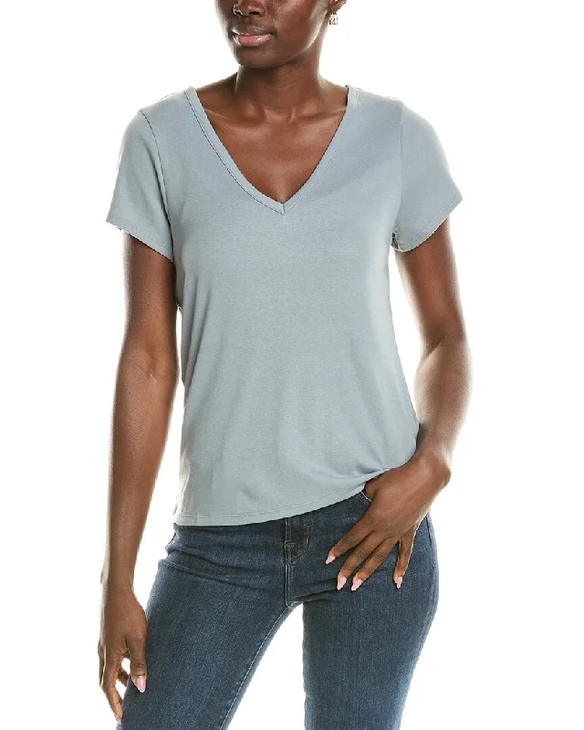 Splendid V-Neck T-Shirt Seasonal Trend