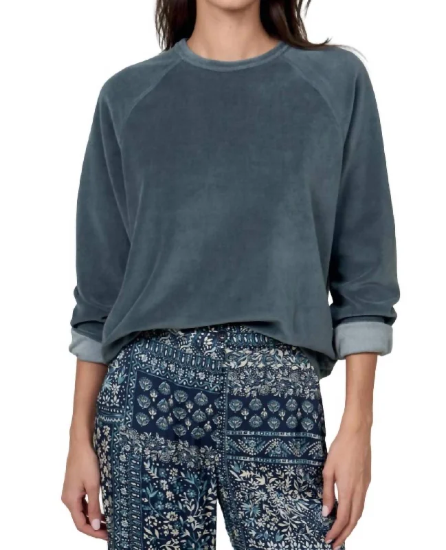 Tabule Knit Pullover In Charcoal Casual Chic Clothing