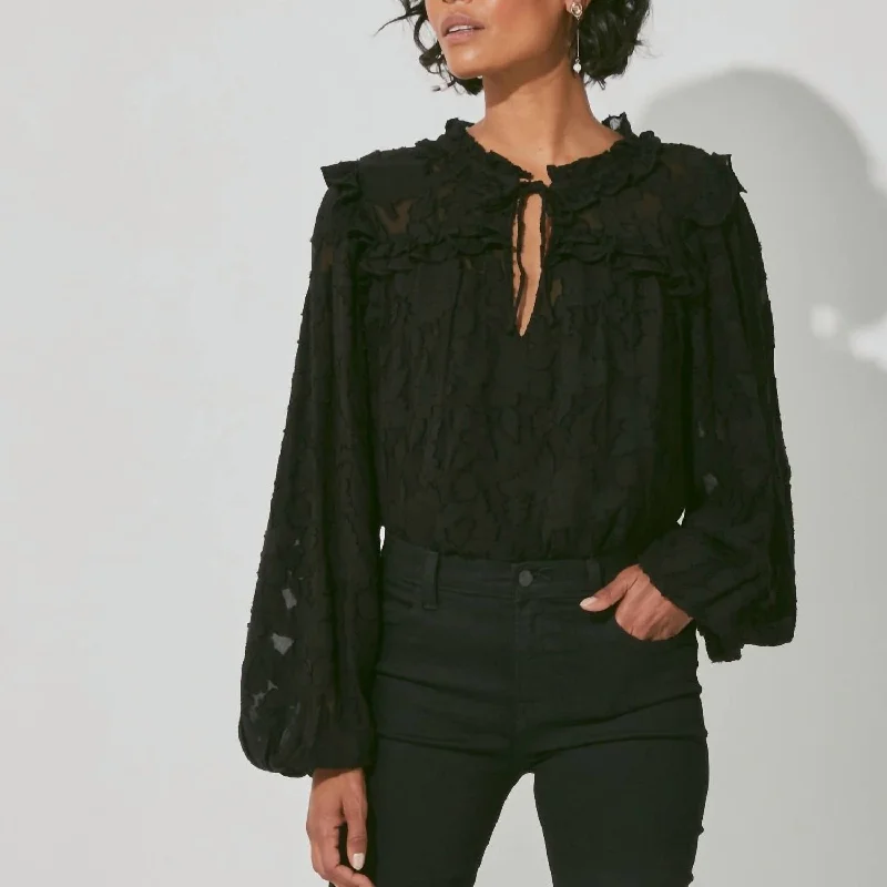 Amara Blouse In Black Chic Style, Always In Vogue