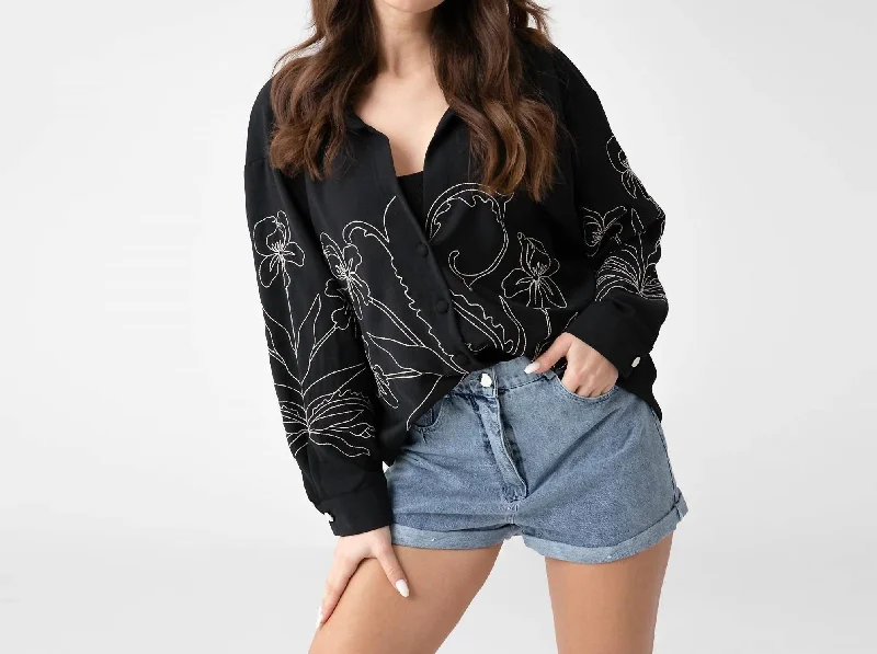 Drop Shoulder Embroidery Oversized Shirt In Black Travel Essentials