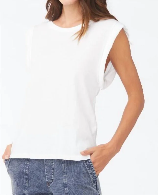 Elise Tee In White Trendy Clothing Sale