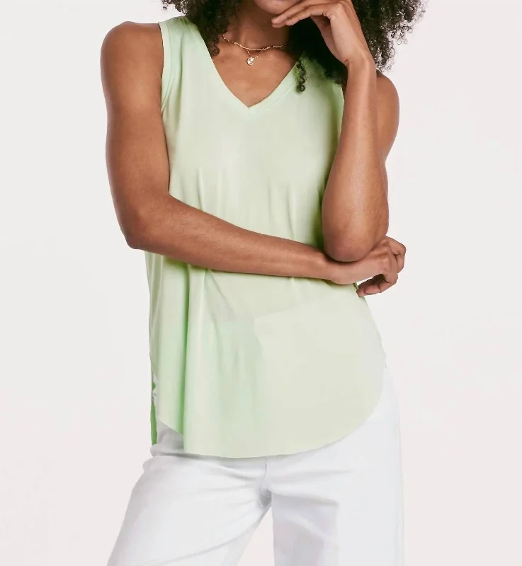 Ellis V-Neck Tank In Misty Jade Seasonal Trend