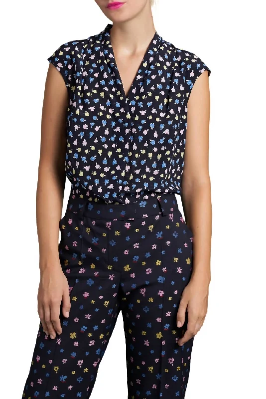 Floral Sleeveless V-Neck Shell Top In Navy Multi Bold Fashion