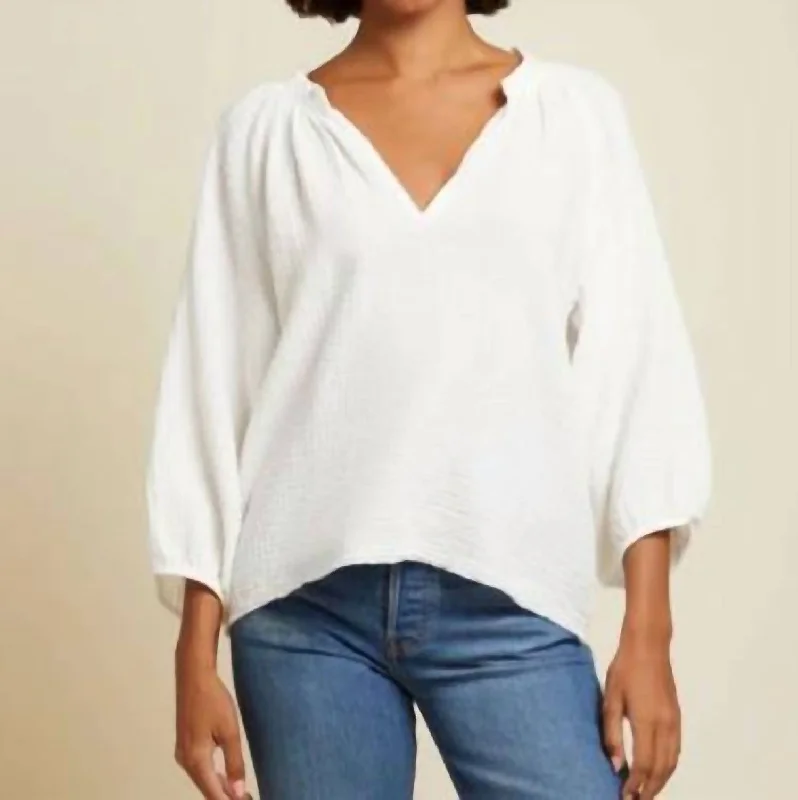 Mimi Romance Top In White Signature Style Essentials