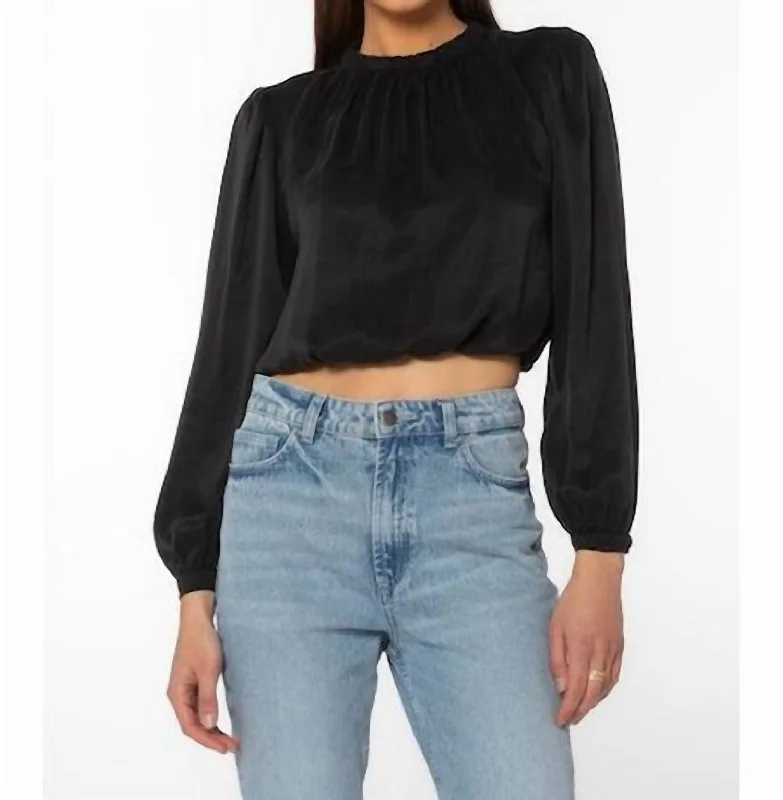 Palma Top In Black Dive Into Trendy Styles