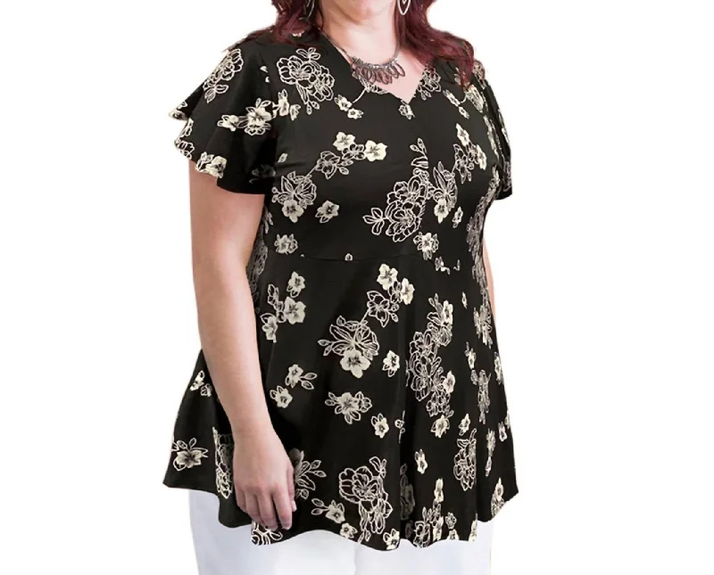 Printed Short Sleeve Baby Doll Top - Plus In Black/white Floral Casual Chic Clothing