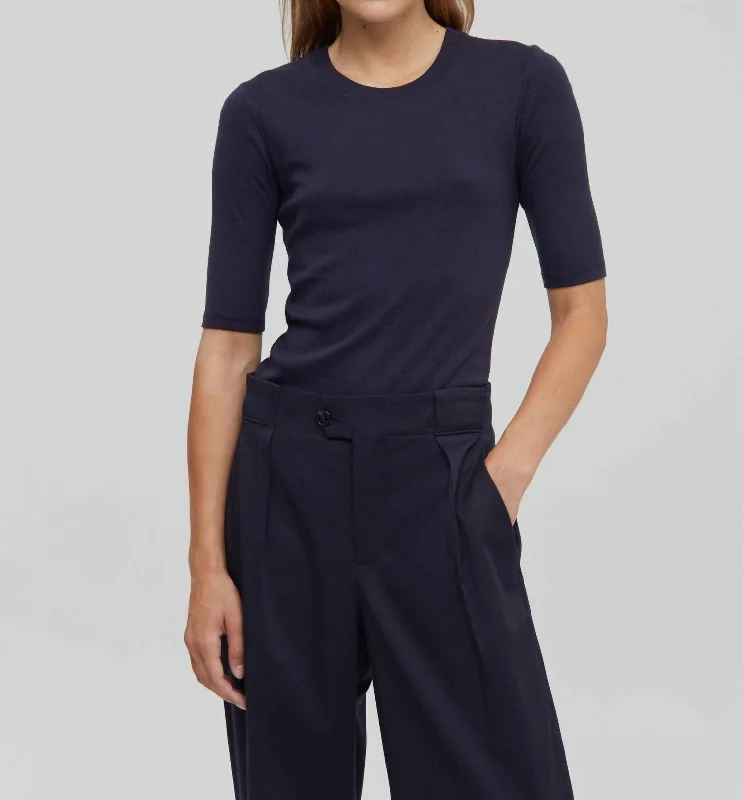 Shortsleeve Crew Top In Midnight Sophisticated Outfits