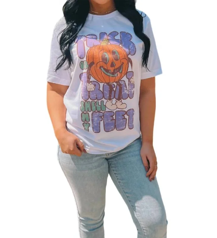 "trick Or Treat Smell My Feet" Graphic Tee In White Trendsetting Threads