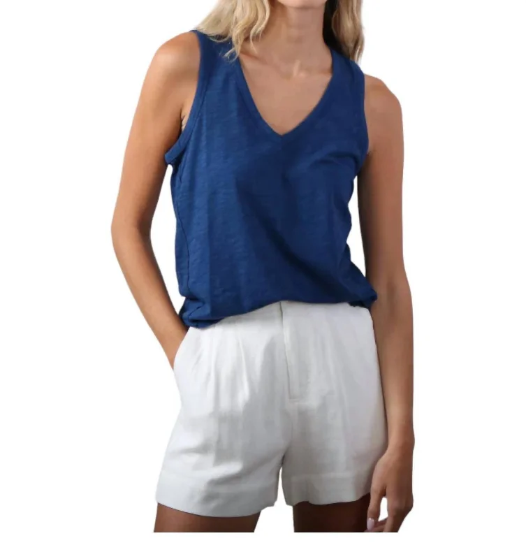 V-Neck Tank Top In Naval Bold Silhouette