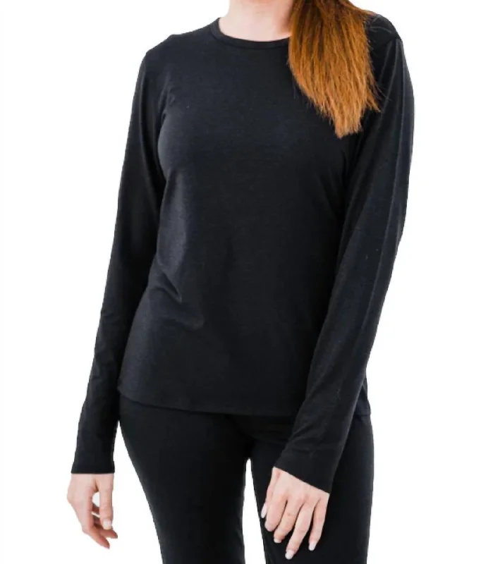 Women's Micro Fleece Crewneck Shirt In Black Vibrant Femme Fashion