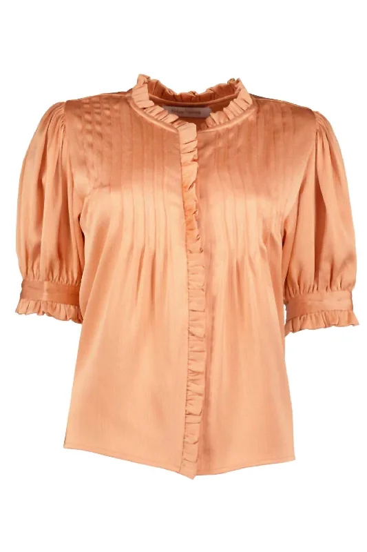 Women's Nadira Blouse In Apricot Essentials On Sale