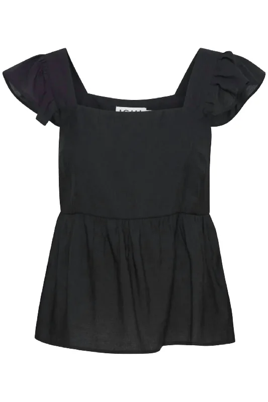 Women's Quilla Top In Black Forward Trendsetter