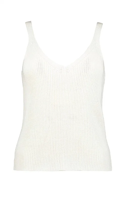 Women's Tulum Sweater Tank Top In White Score Big On Glamorous Red - Carpet Styles