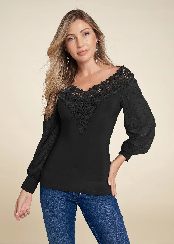 Lace Neckline Top - Black Chic Trends For The Fashion Savvy