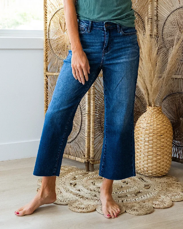 Judy Blue Patricia Non Distressed Cropped Wide Leg Jeans Modern Glamour