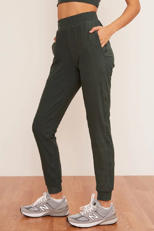 Thyme Jogger Feminine Allure